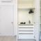 Solenne - Stylish 2-BR Apartment & Balcony in Larnaca