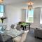 Pass the Keys Mulberry Beautiful Apartment with Sea View