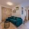 Two-Bedroom Apartment In Peroj