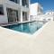 Bow Villa
