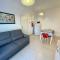 Flat with a private garden next to the sea