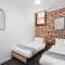 West End Courtyard Retreat