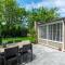 Bungalow in Sint Maartenszee near the Beach