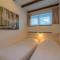Bungalow in Sint Maartenszee near the Beach
