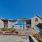 Put-in-Bay Poolview Condo #4