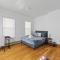 17 Cozy&Spacious 3 bedroom home in Malden with window AC