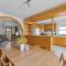 17 Cozy&Spacious 3 bedroom home in Malden with window AC