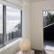 Chester Cottage Beachfront - direct ocean access
