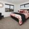 Bell Block Beauty - pristine 3BR home near beach