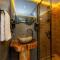 Pavri suit bungalov