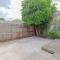 1BD Flat with Patio - 5 min to London City Airport