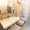 White 1903 - Rooftop Pool & Luxury Rooms