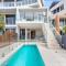 Seaside Luxury: Private Pool and Stunning Views