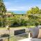 Seaside Luxury: Private Pool and Stunning Views