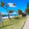 Amalfi on Alex: Seaside 2 Bedroom Retreat
