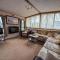 Lovely Caravan With Decking Nearby Scratby Beach In Norfolk Ref 50031J