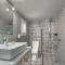 Amouage Boutique Home