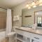 Bay Colony 762 - Lower