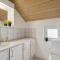Nice Home In Vinderup With Sauna