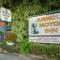 Armour Motor Inn