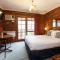 Armour Motor Inn
