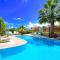 Island Villa Heated Pool