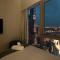 Luxury 2BR Burj View Private Hot Tub Walk to DubaiMall