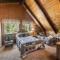 Lakefront Cozy Cabin on the Cove