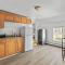19 Malden 3Br Apt on 2F with WIFi and Free parking with Windows AC