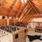 Wanderers Den - Peaceful mountain views Wifi and homey comforts