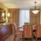 Clarion Collection Hotel Arlington Court Suites