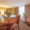 Clarion Collection Hotel Arlington Court Suites