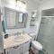 Modern 4BR Near Six Flags & Naval Base