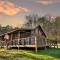 Carters Cozy Cabin - Relax or Roam 13 Acres