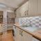4 bed in Eastbourne 71297