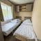 Beautiful 8 Berth Caravan At Heacham Beach In Norfolk Ref 21056C
