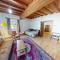 Apartment in Historic Town House