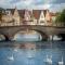 B&B Royal Swans - Adults-Only Boutique Stay in Bruges
