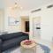 Carson Elegant Living in One Bedroom