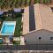 En Ardèche Villa lOlympe climatisée avec sa piscine privée et chauffée