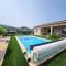 En Ardèche Villa lOlympe climatisée avec sa piscine privée et chauffée