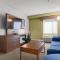 Holiday Inn Express and Suites Surrey by IHG
