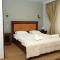 Hotel Bliss