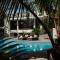 HS HOTSSON Hotel Tampico