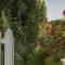 LV Premier LA2 pool, AC, garden, sea view