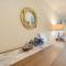 Ocean Shores Condo with Balcony Less Than 1 Mi to Beach!