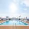 Beachfront Penthouse with 3 Bedrooms & Ocean View - Las Nubes