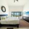Luxury PH with 2 BR, Private beach At Mareazul - Vista Playa