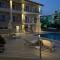 3 Island View Hotel