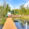 Paddle Ready Hayward Lake View Retreat with BBQ